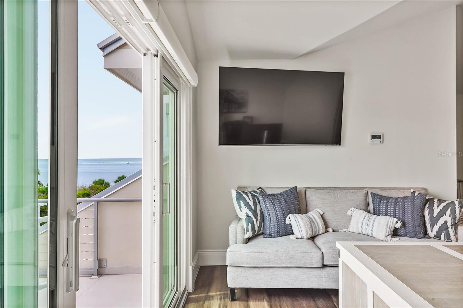 SIESTA REV OF - Residential