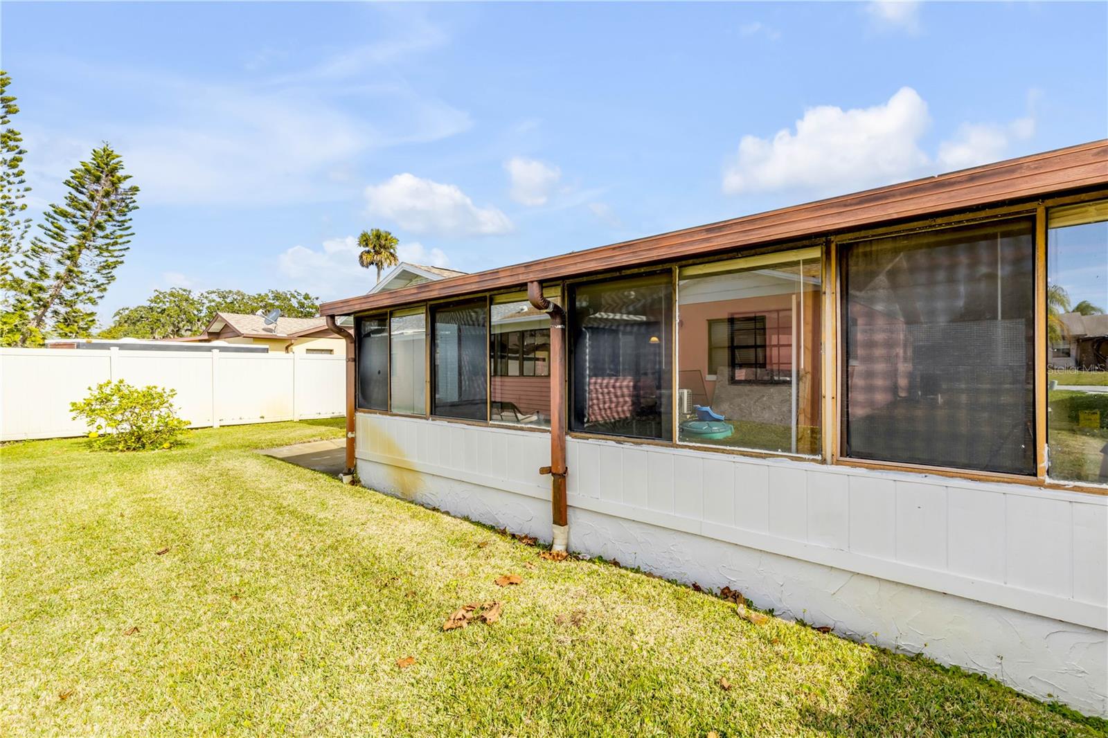 PELICAN COVE - Residential