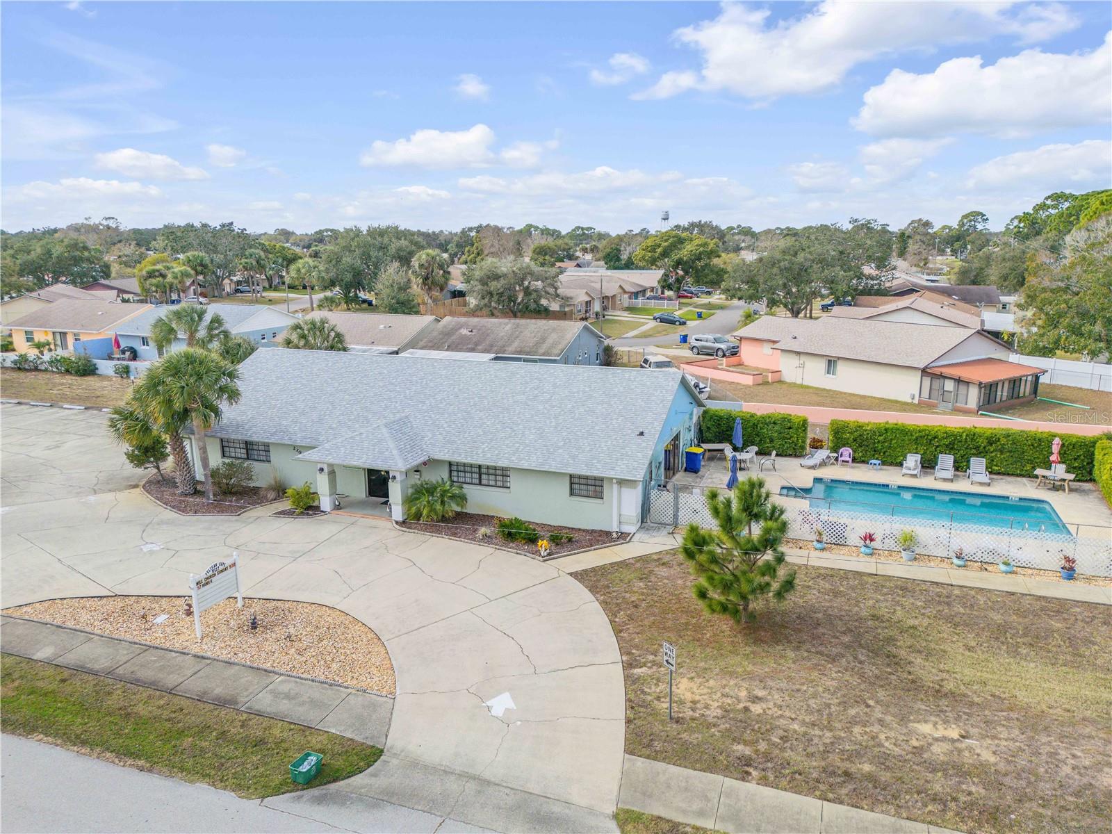 PELICAN COVE - Residential