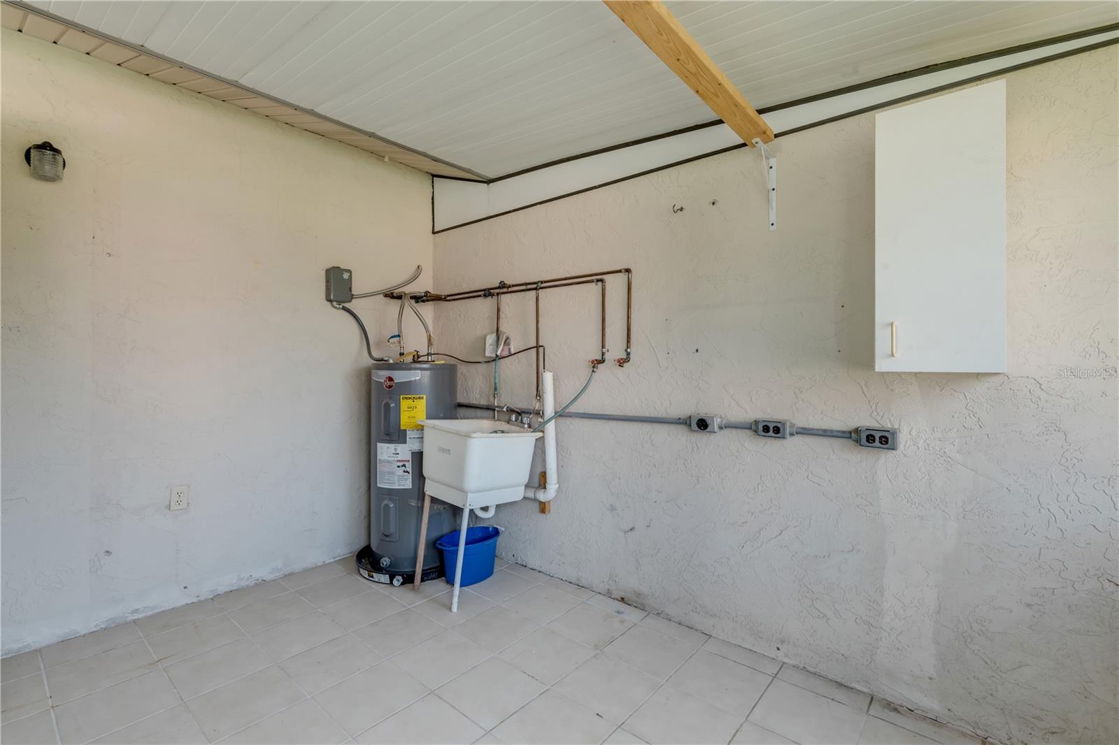 PELICAN COVE - Residential