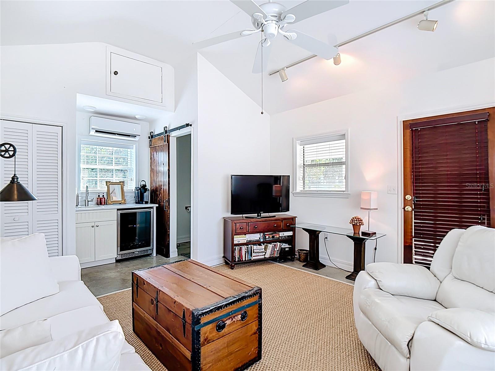 CLEVELAND HEIGHTS - Residential