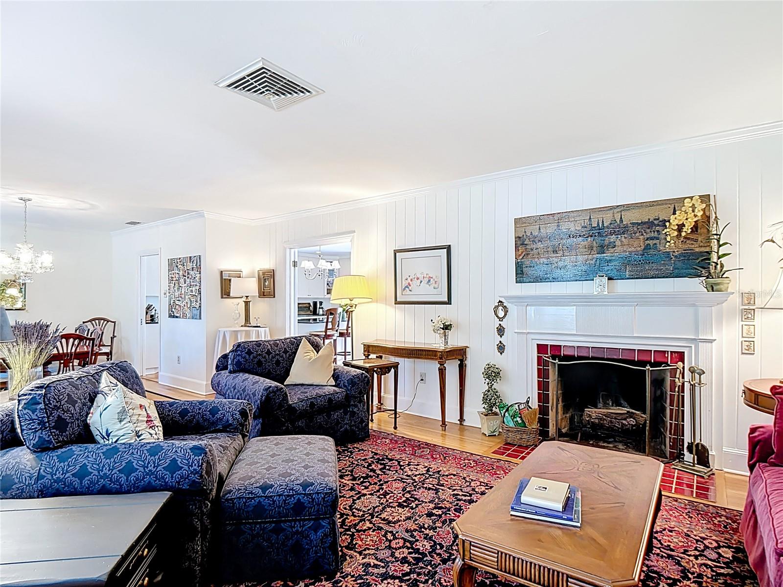 2320 FAIRMOUNT AVENUE