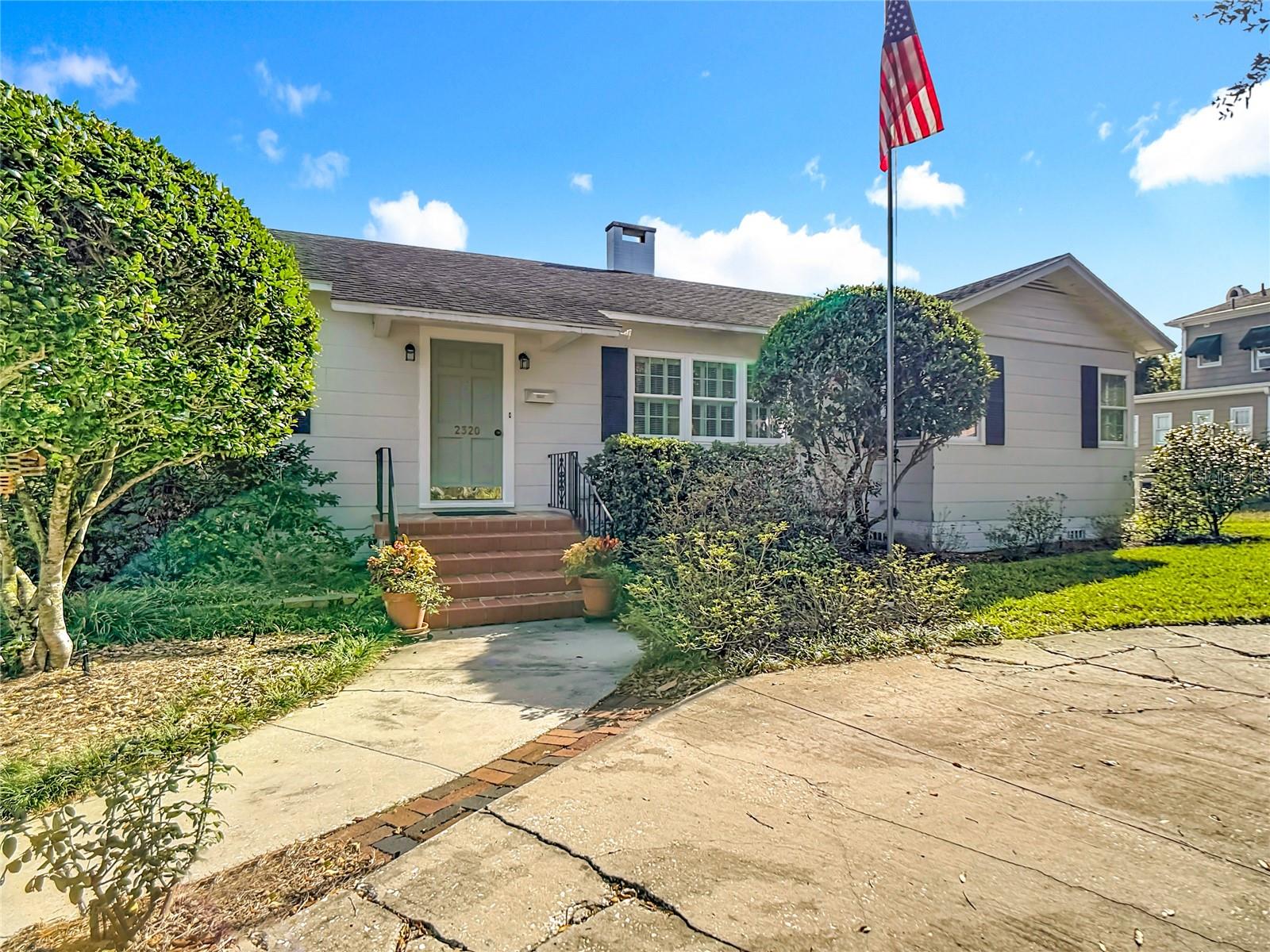 CLEVELAND HEIGHTS - Residential