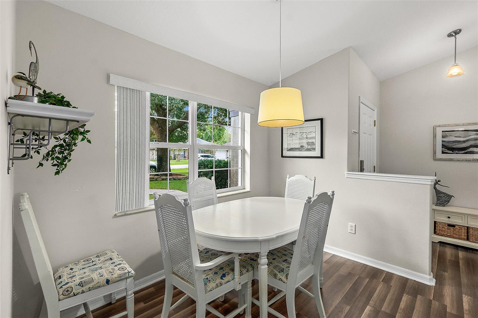 QUAIL HOLLOW - Residential