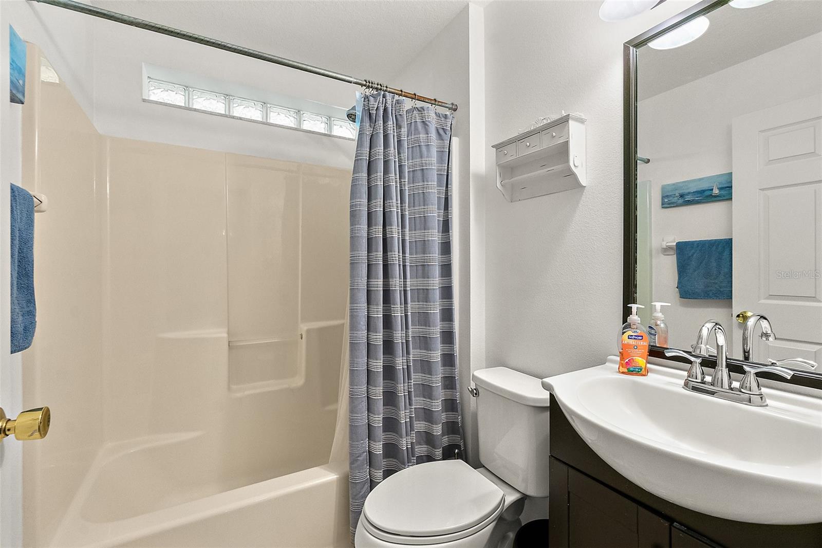 QUAIL HOLLOW - Residential