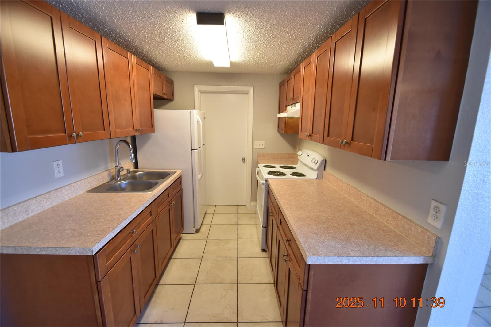 BELLMONT HEIGHTS - Residential Lease