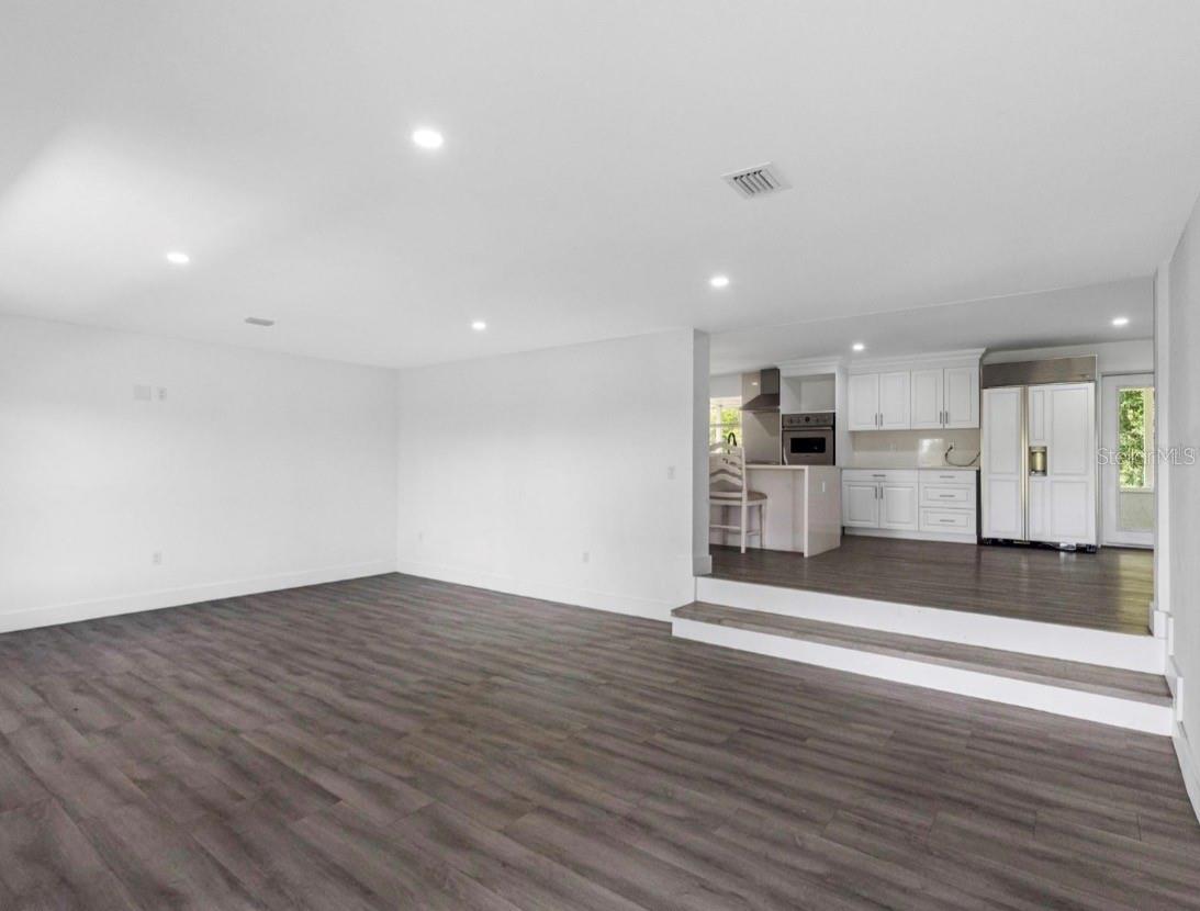 BARTOW COMMUNITY - Residential