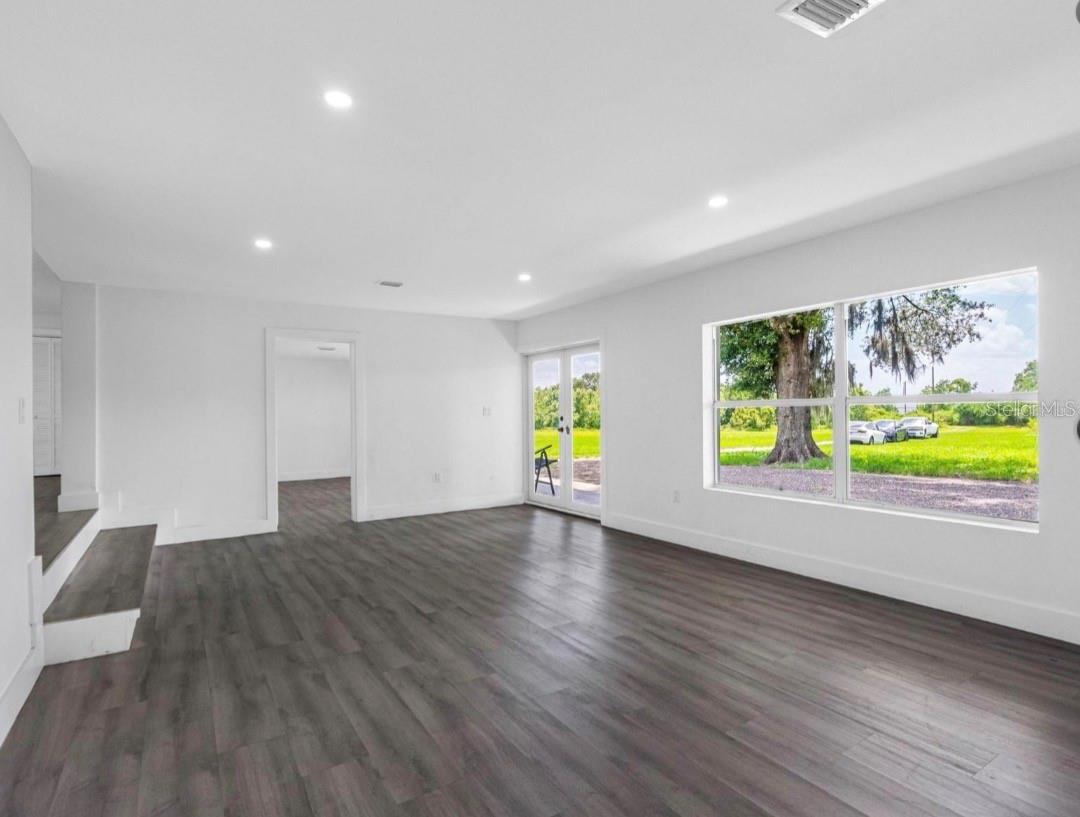 BARTOW COMMUNITY - Residential