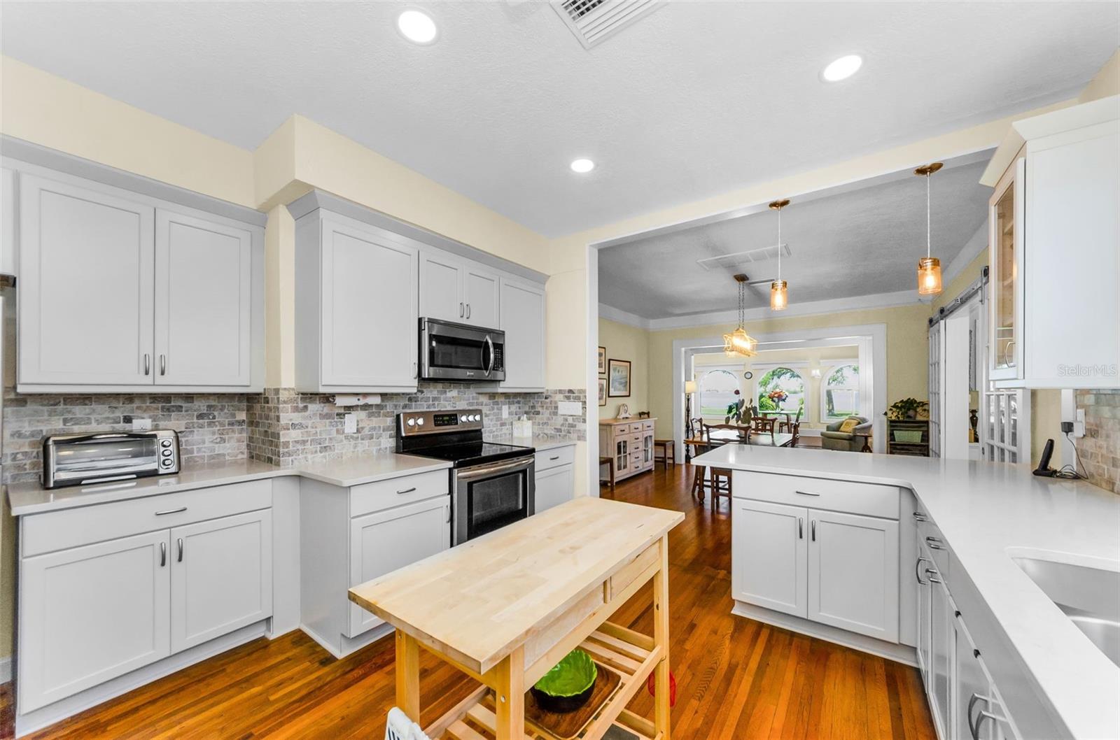 1951 EDGEWATER DRIVE