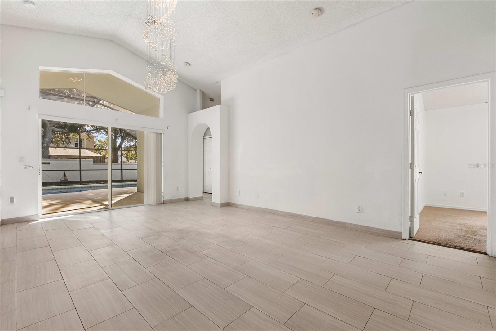 INDIAN CREEK PH 06 - Residential