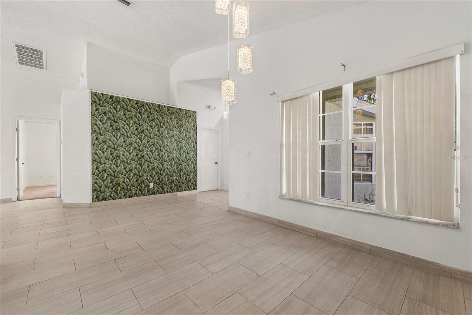 INDIAN CREEK PH 06 - Residential