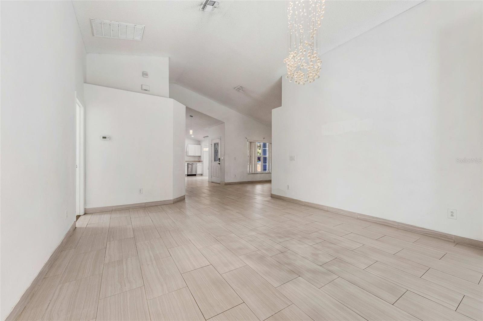 INDIAN CREEK PH 06 - Residential