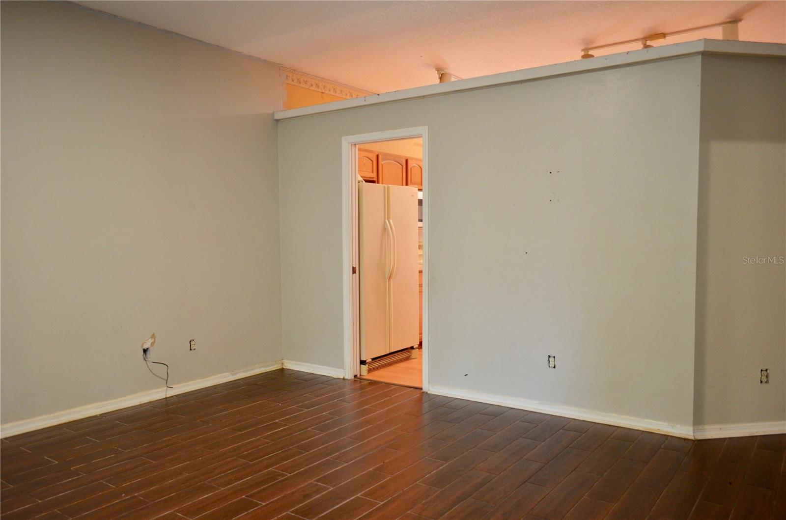 PLYMOUTH LANDING PH 01 - Residential