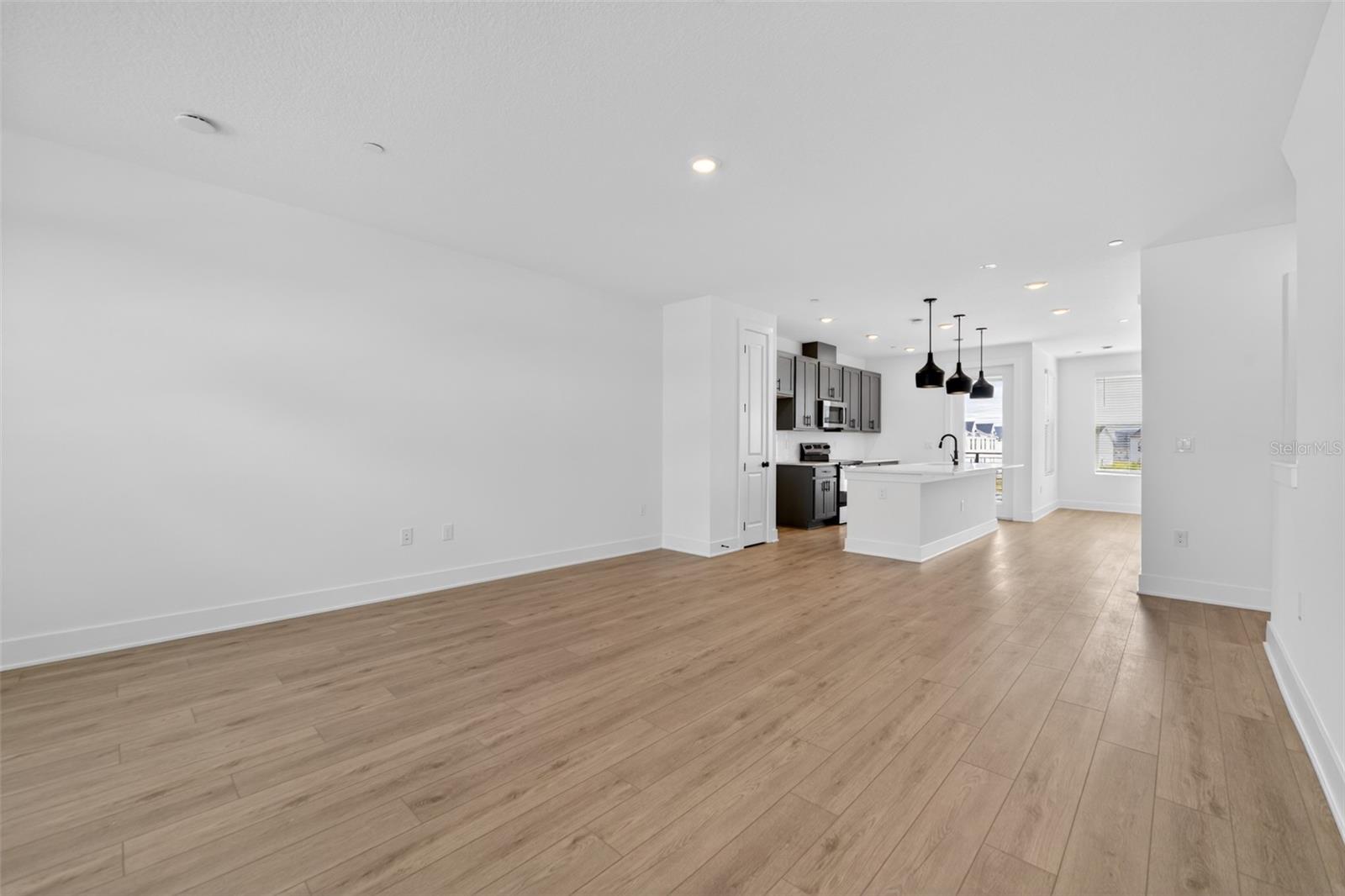 PARKVIEW/HAMLIN - Residential