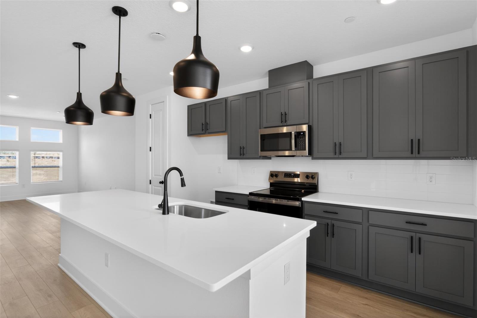 PARKVIEW/HAMLIN - Residential