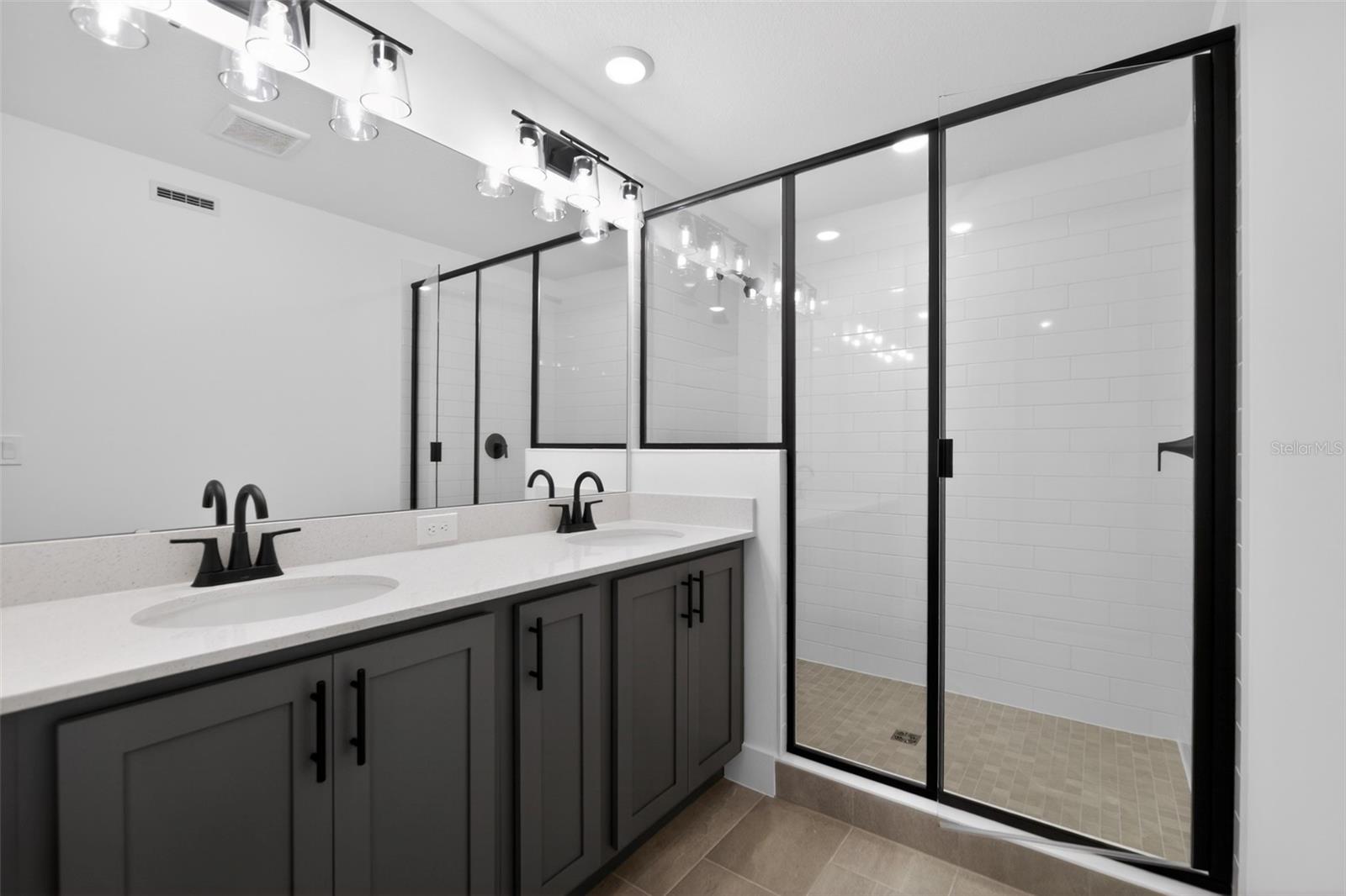 PARKVIEW/HAMLIN - Residential