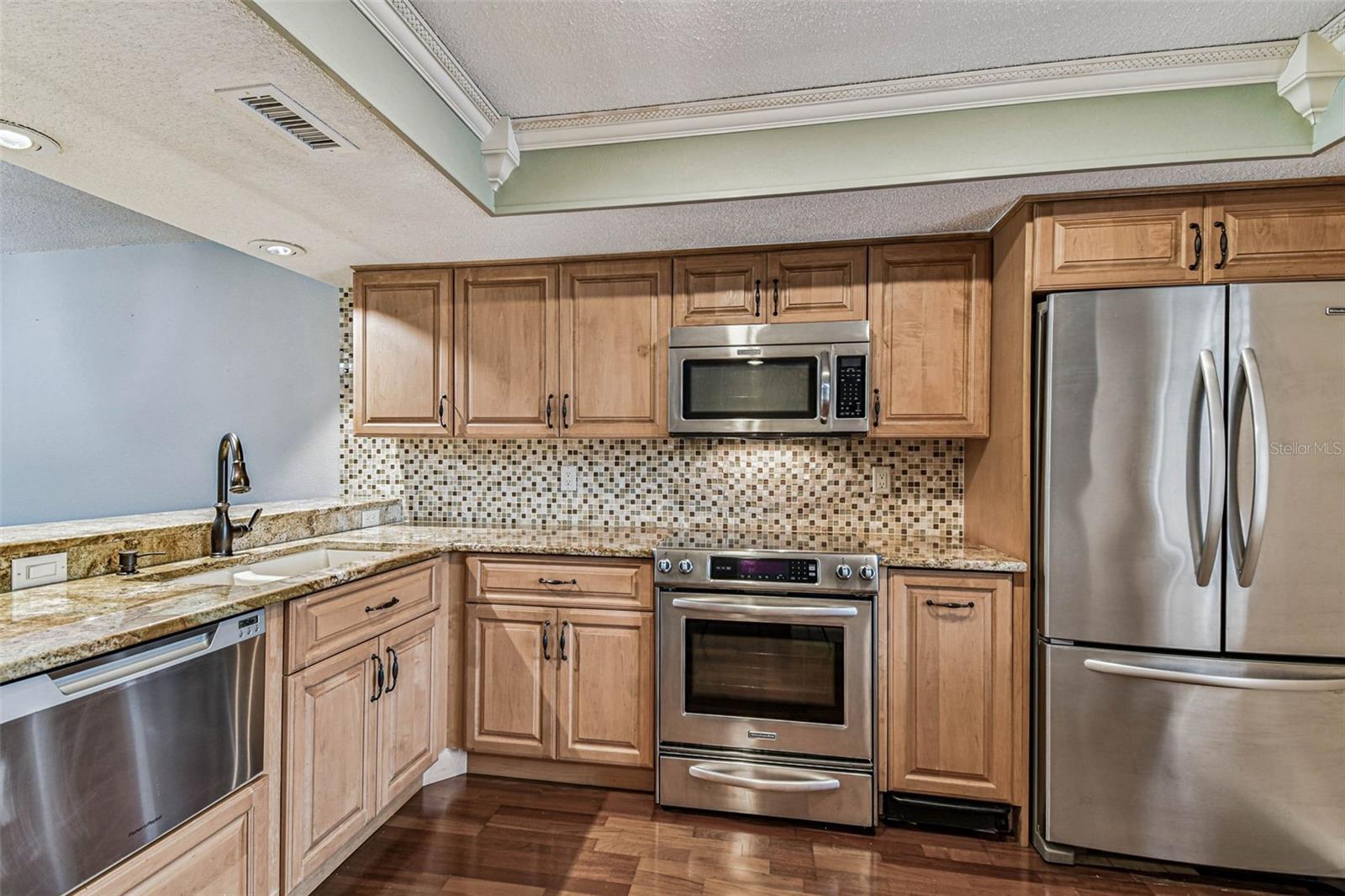 EAST LAKE WOODLANDS CONDO - Residential