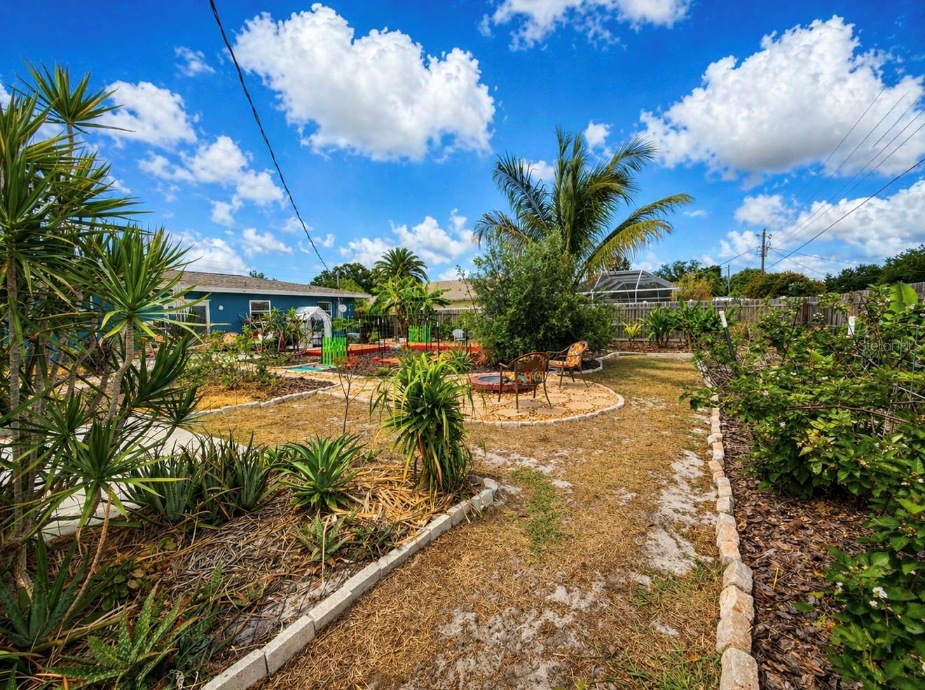 EAST GATE - Residential