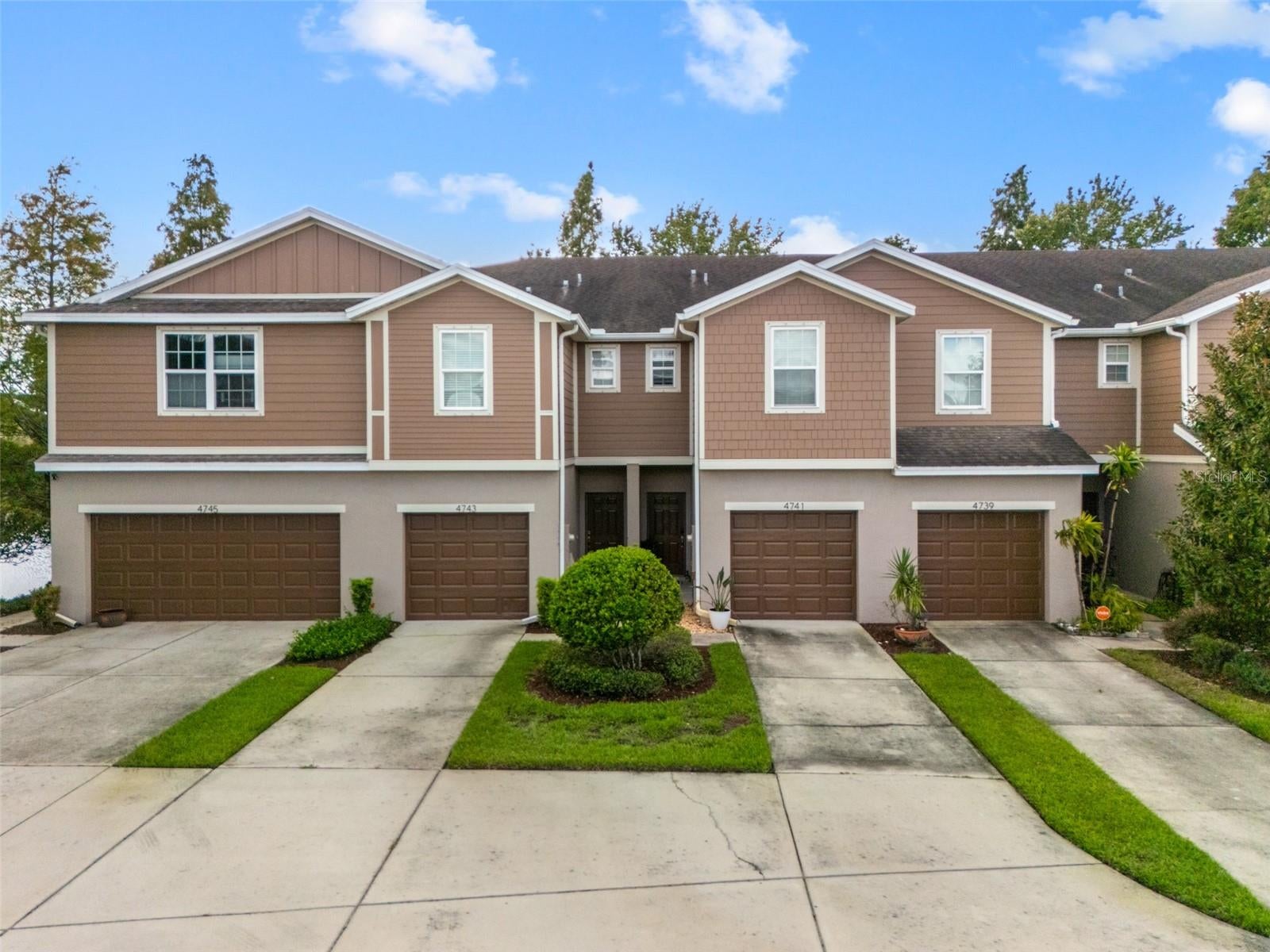 4741 WHITE SANDERLING COURT
