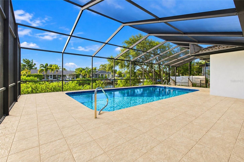 Photo of 511 Bonito Avenue, Nokomis, FL 34275 (MLS # C7532412)