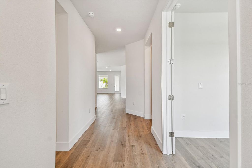 Photo of 719 Allora Avenue, Nokomis, FL 34275 (MLS # TB8399791)
