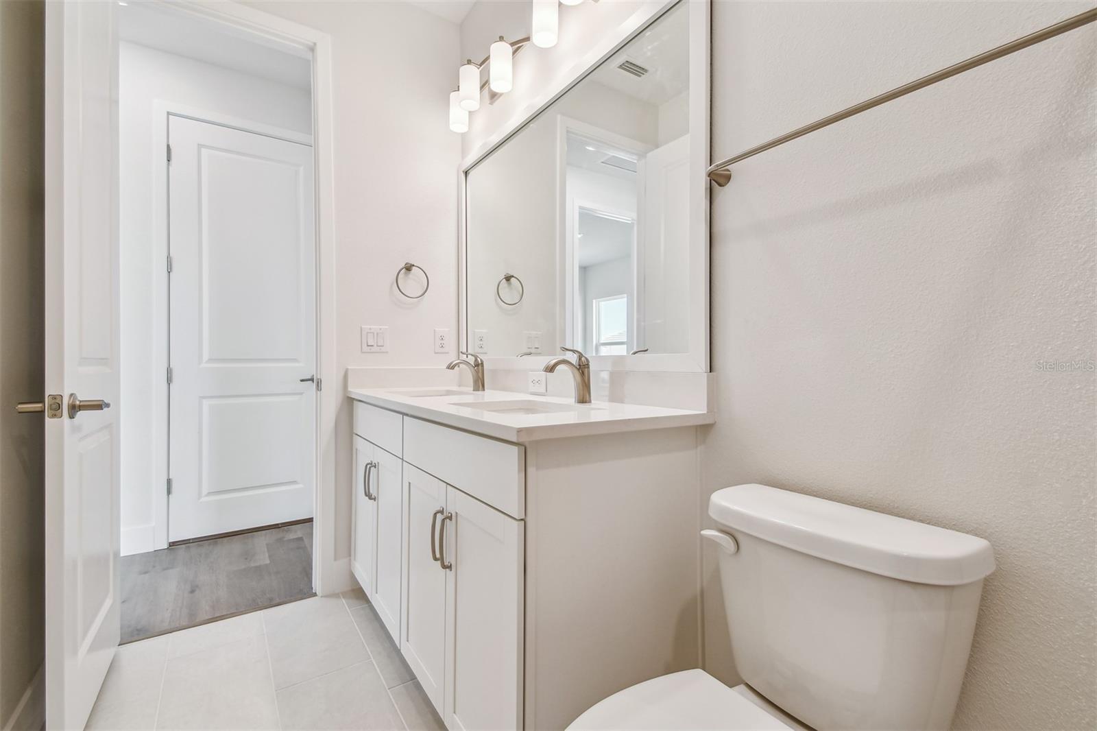 VISTERA OF VENICE - Residential