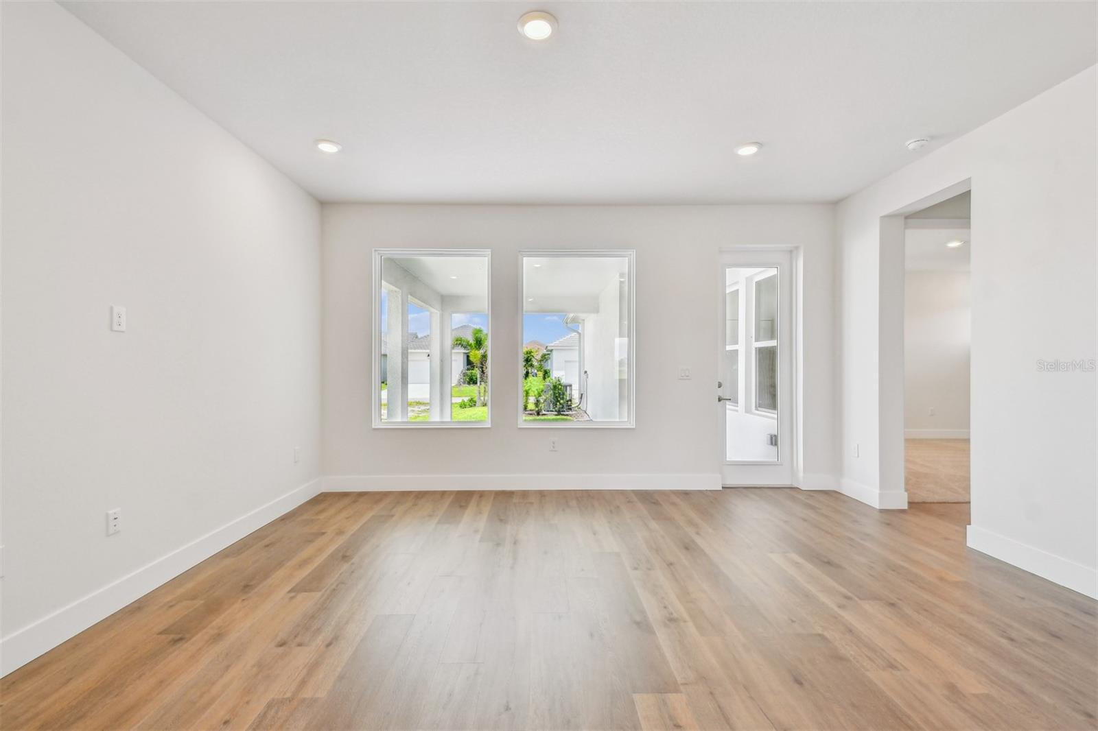 VISTERA OF VENICE - Residential