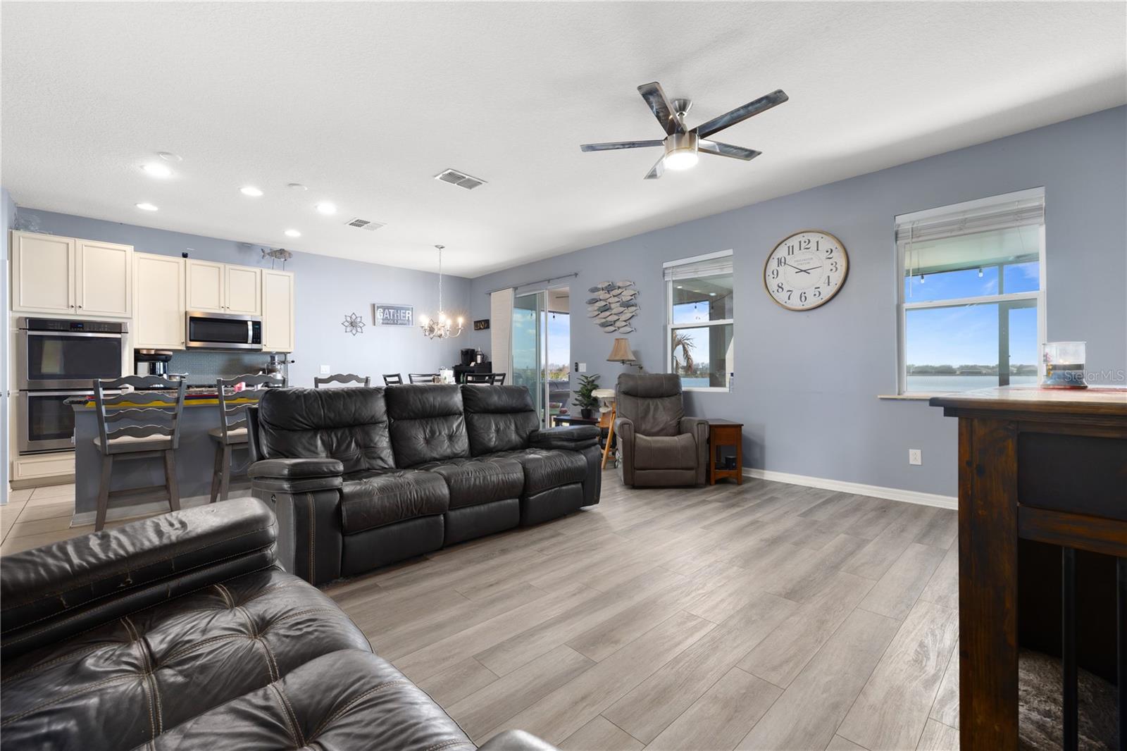 WATERSIDE POINTE PH 3 - Residential