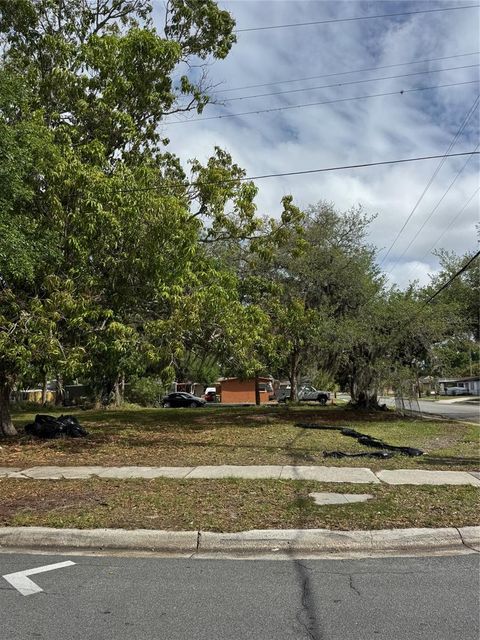 Photo of 1781 29th Street, Sarasota, FL 34234 (MLS # A4689099)