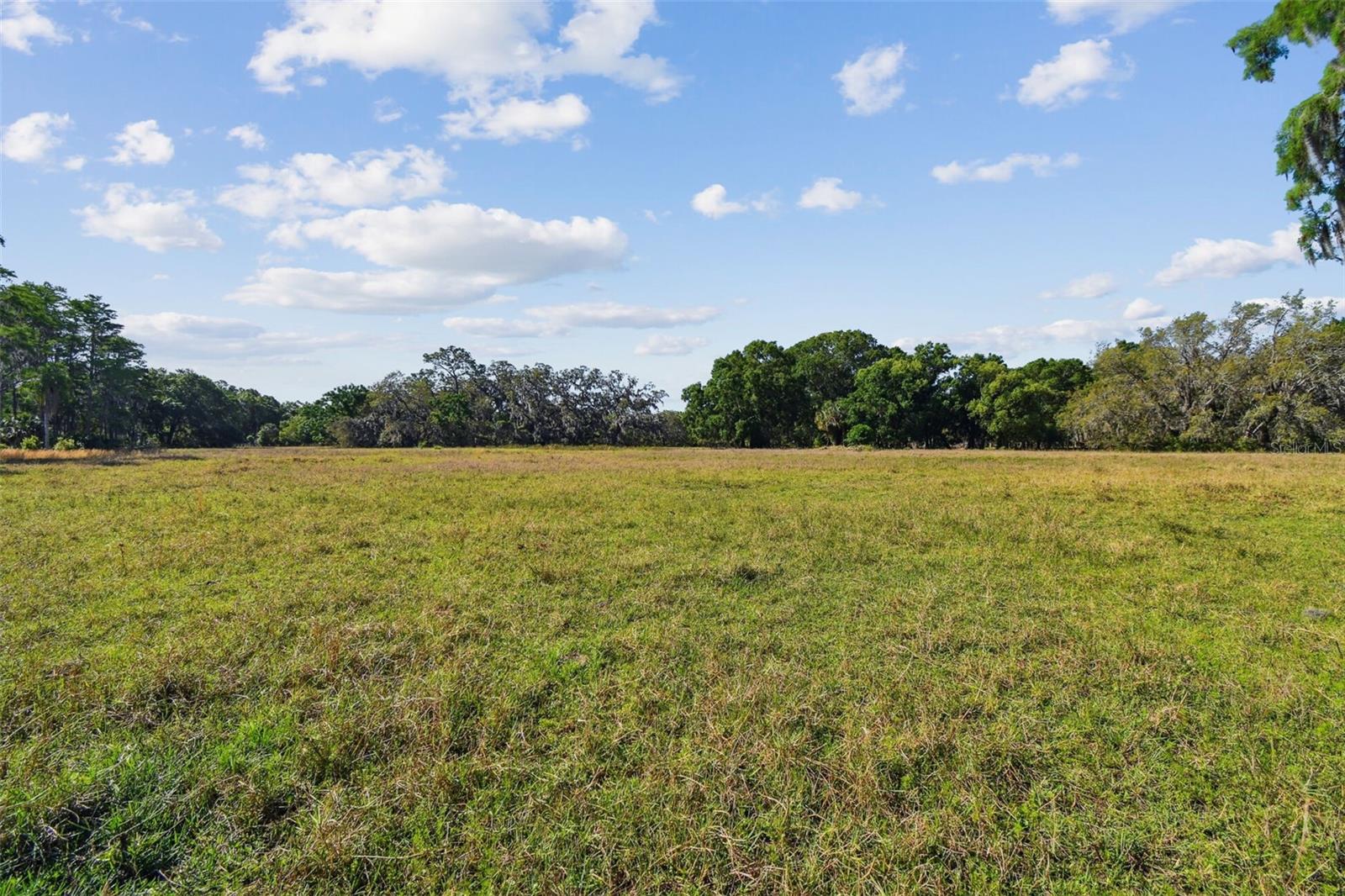 TWIN LAKES OF KEYSTONE - Land