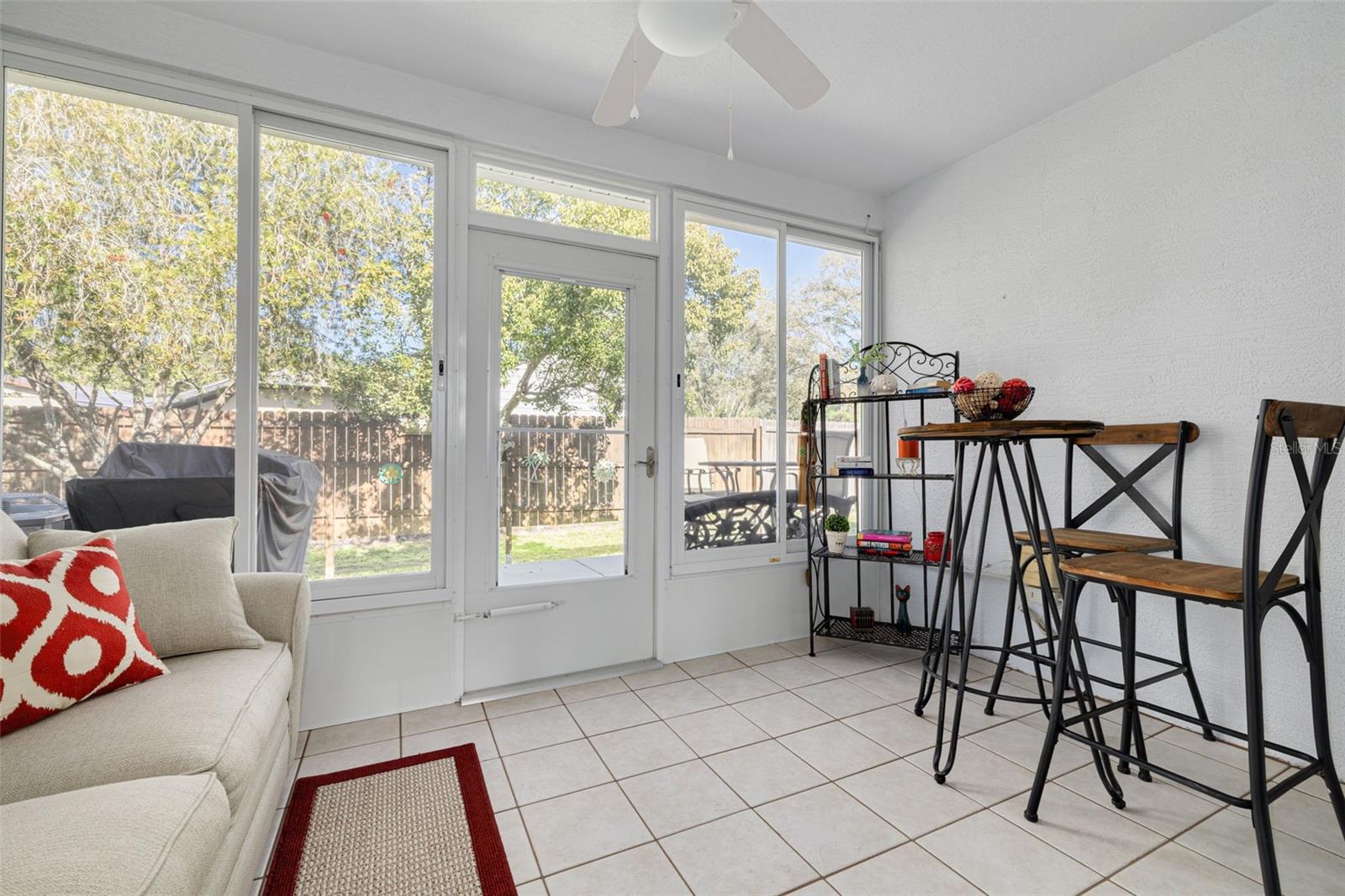 VILLA DEL RIO - Residential