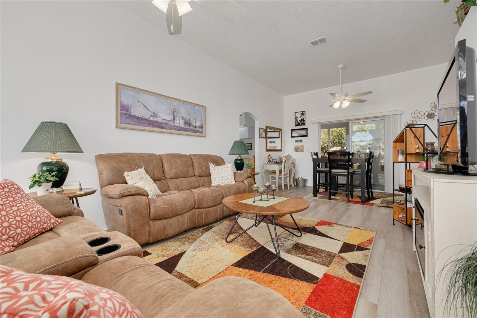 VILLA DEL RIO - Residential