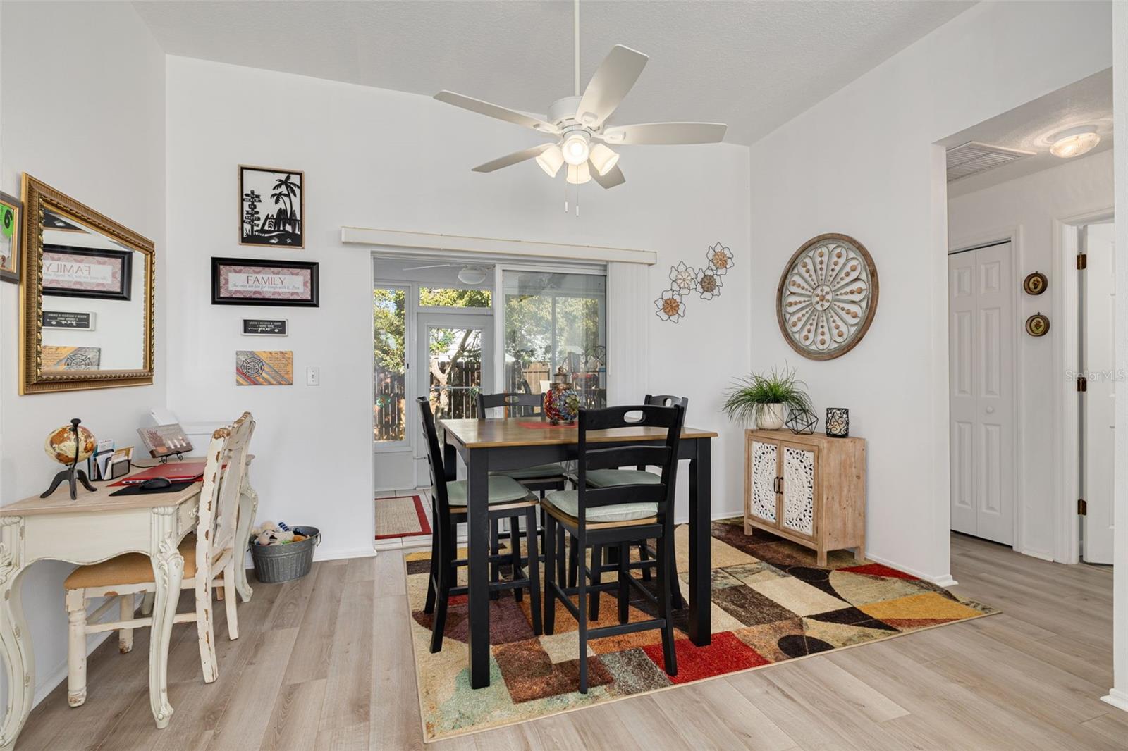 VILLA DEL RIO - Residential