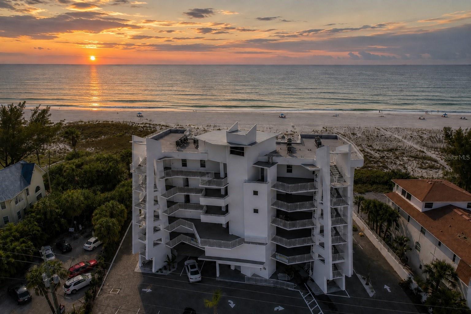 10116 GULF BOULEVARD 201W