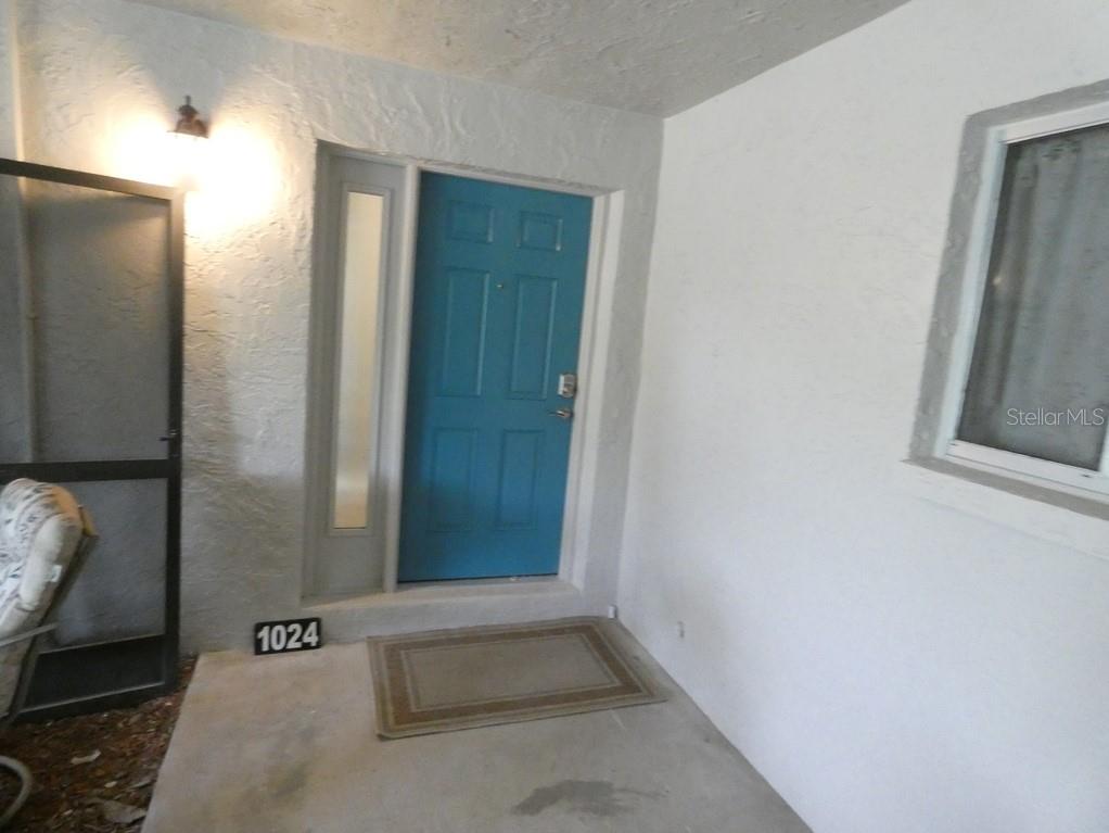 1024 10TH CIRCLE SE
