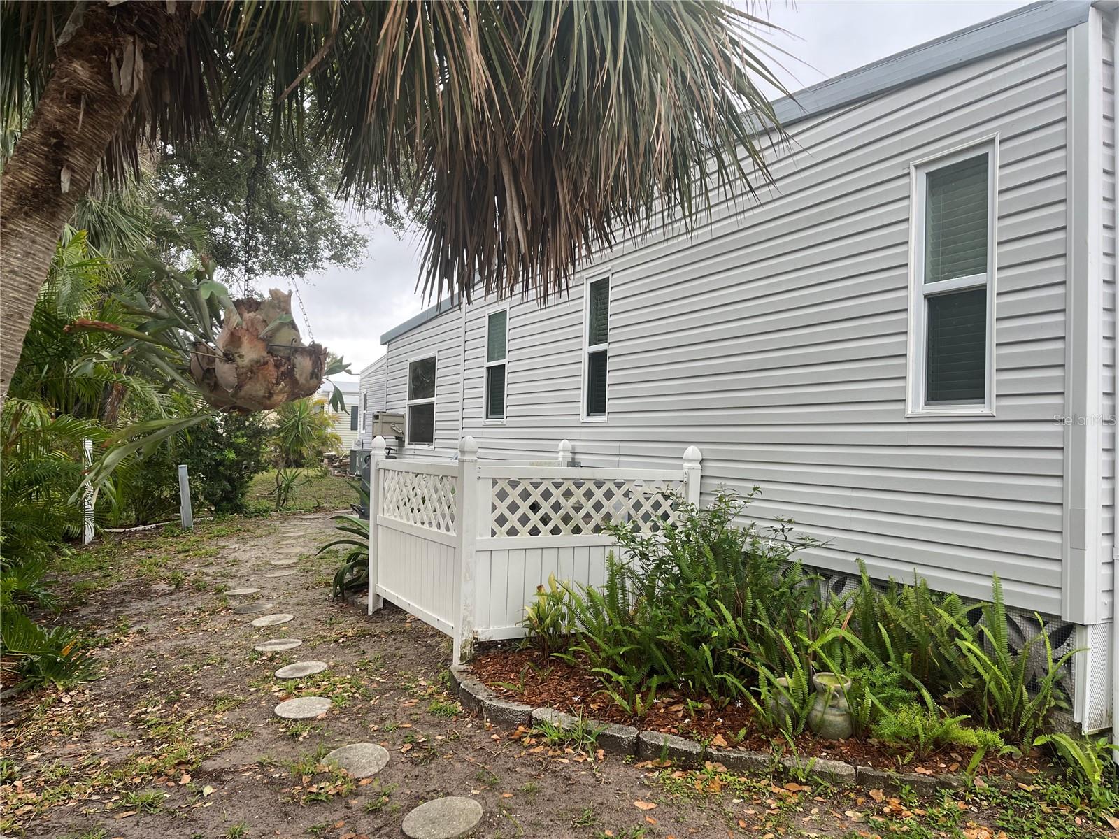 VENICE ISLE - Residential