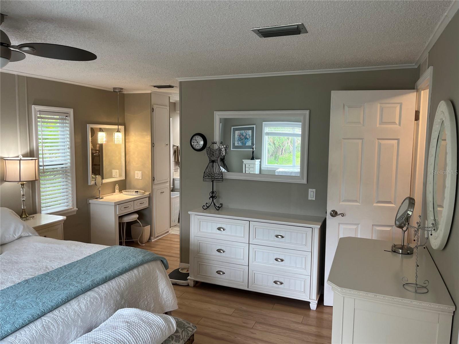 VENICE ISLE - Residential