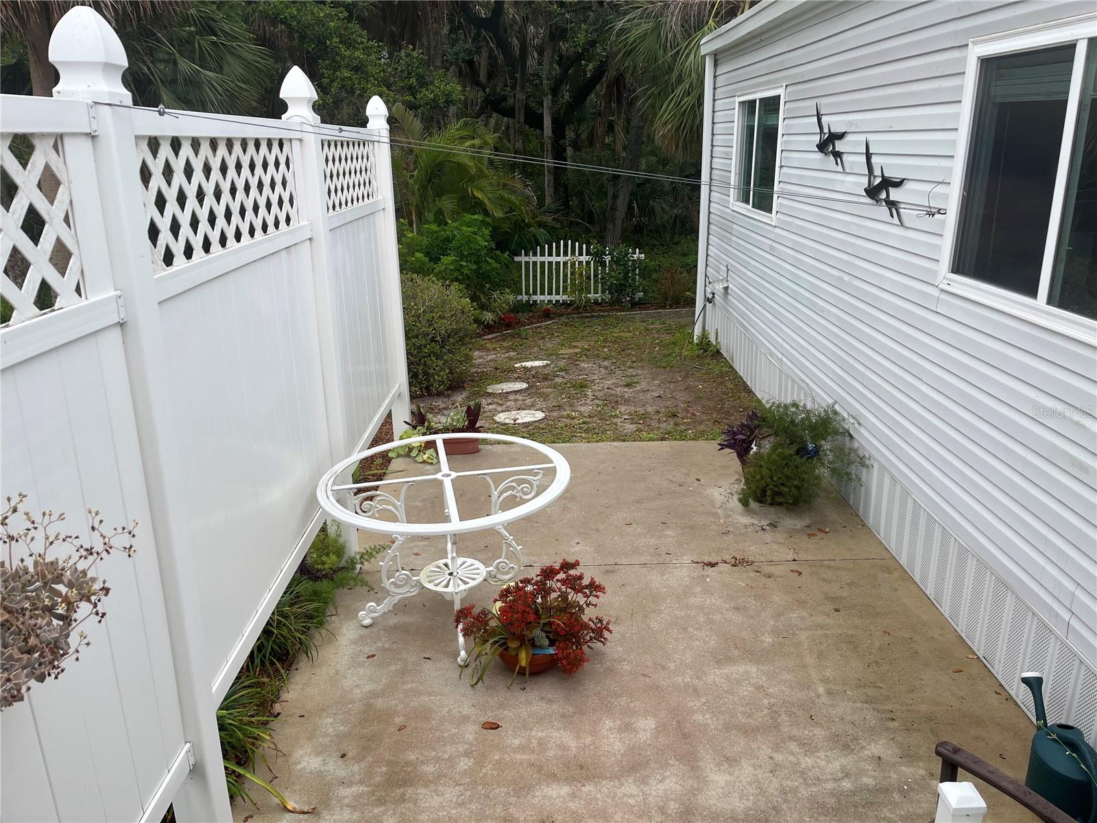 VENICE ISLE - Residential