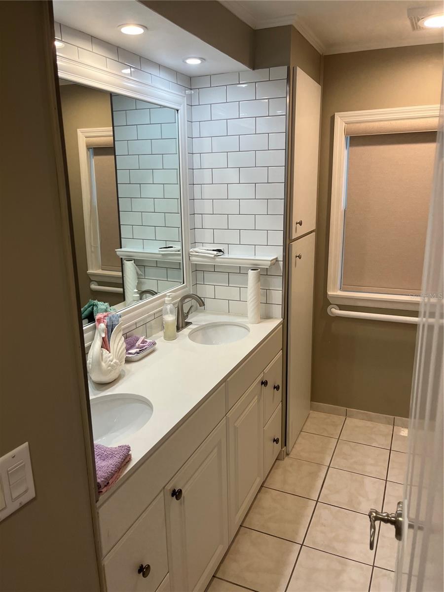 VENICE ISLE - Residential