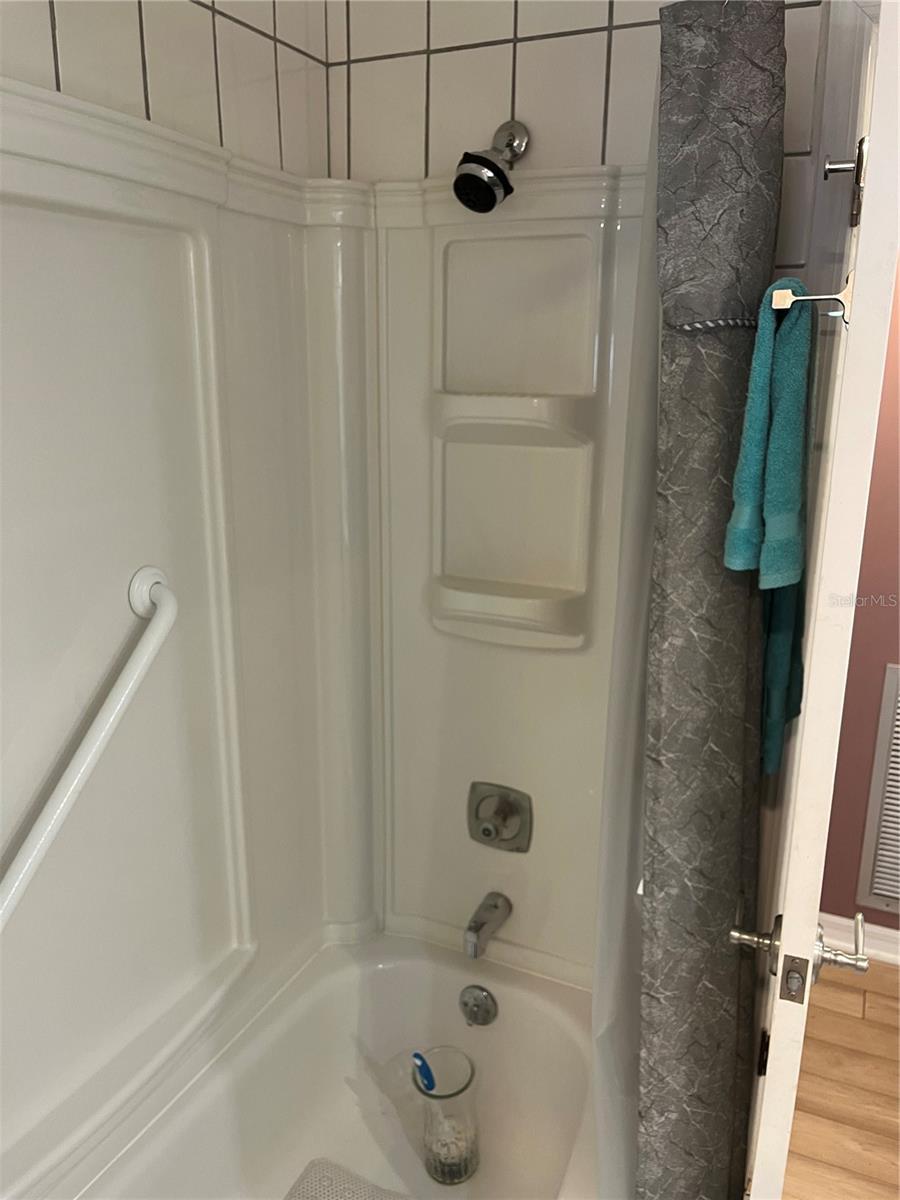 VENICE ISLE - Residential