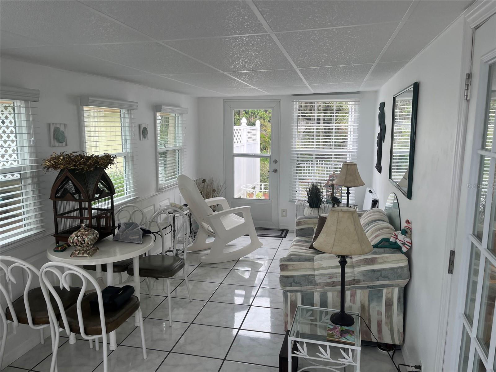 VENICE ISLE - Residential