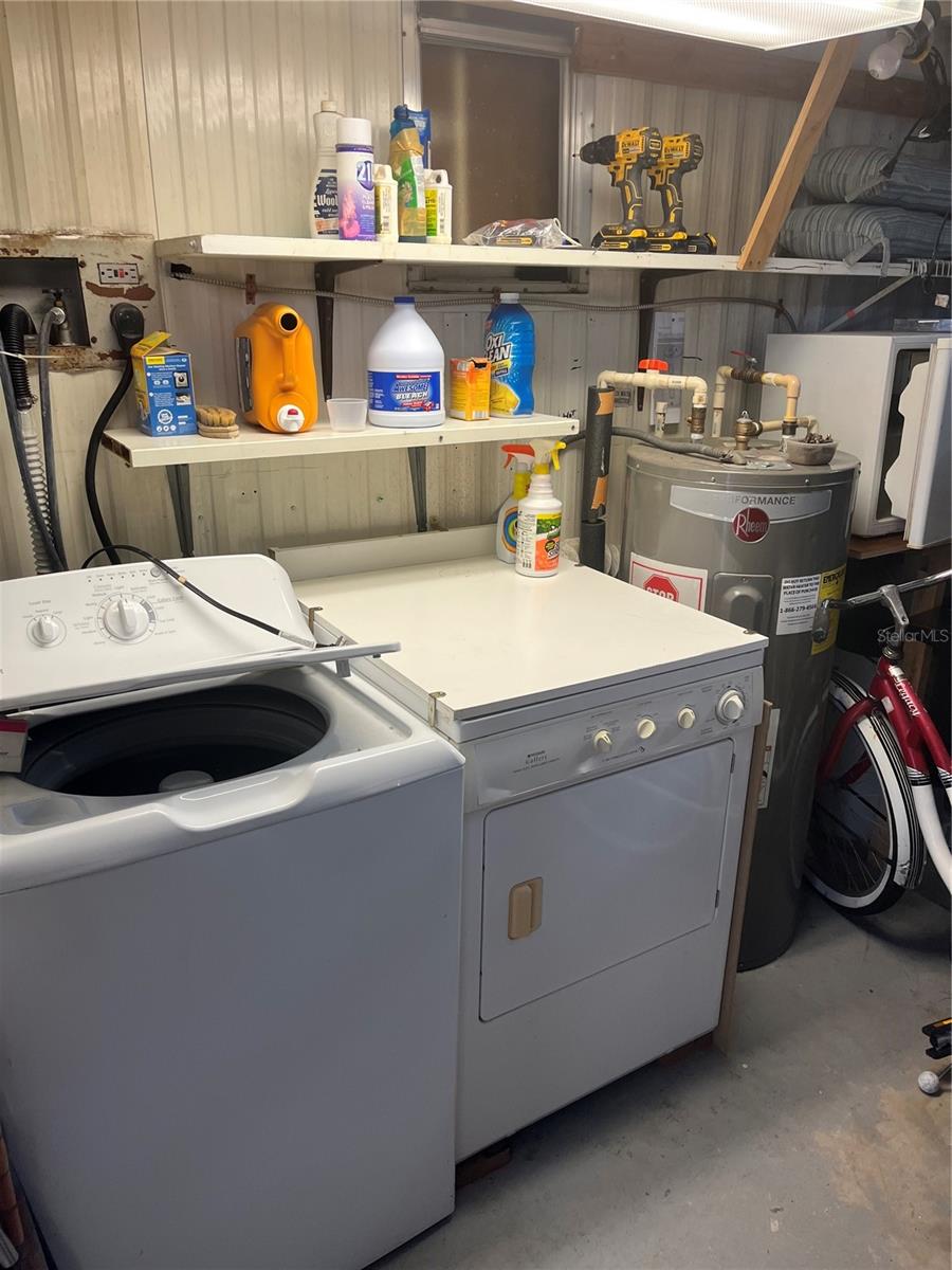 VENICE ISLE - Residential