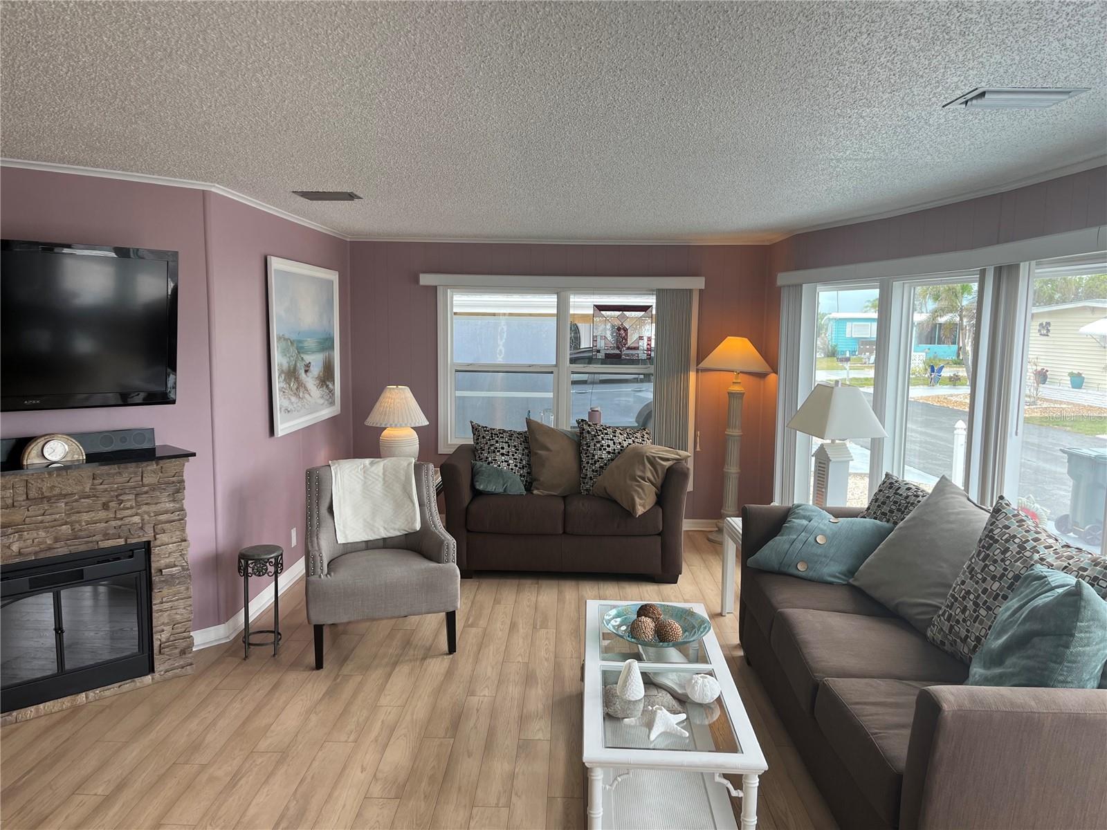 VENICE ISLE - Residential