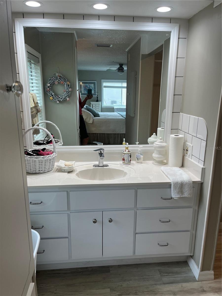 VENICE ISLE - Residential