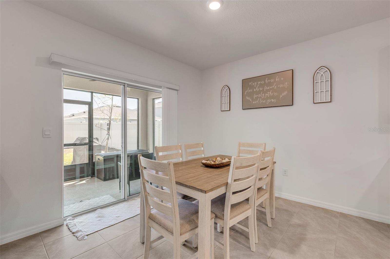 GROVESIDE/ORMOND STATION - Residential