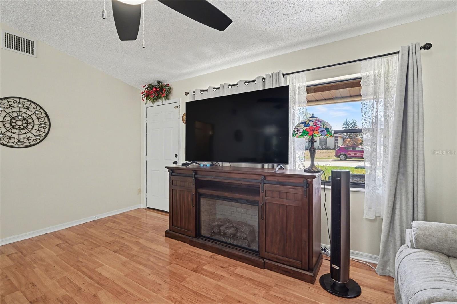 SUMMIT CHASE VILLAS PH 01 - Residential