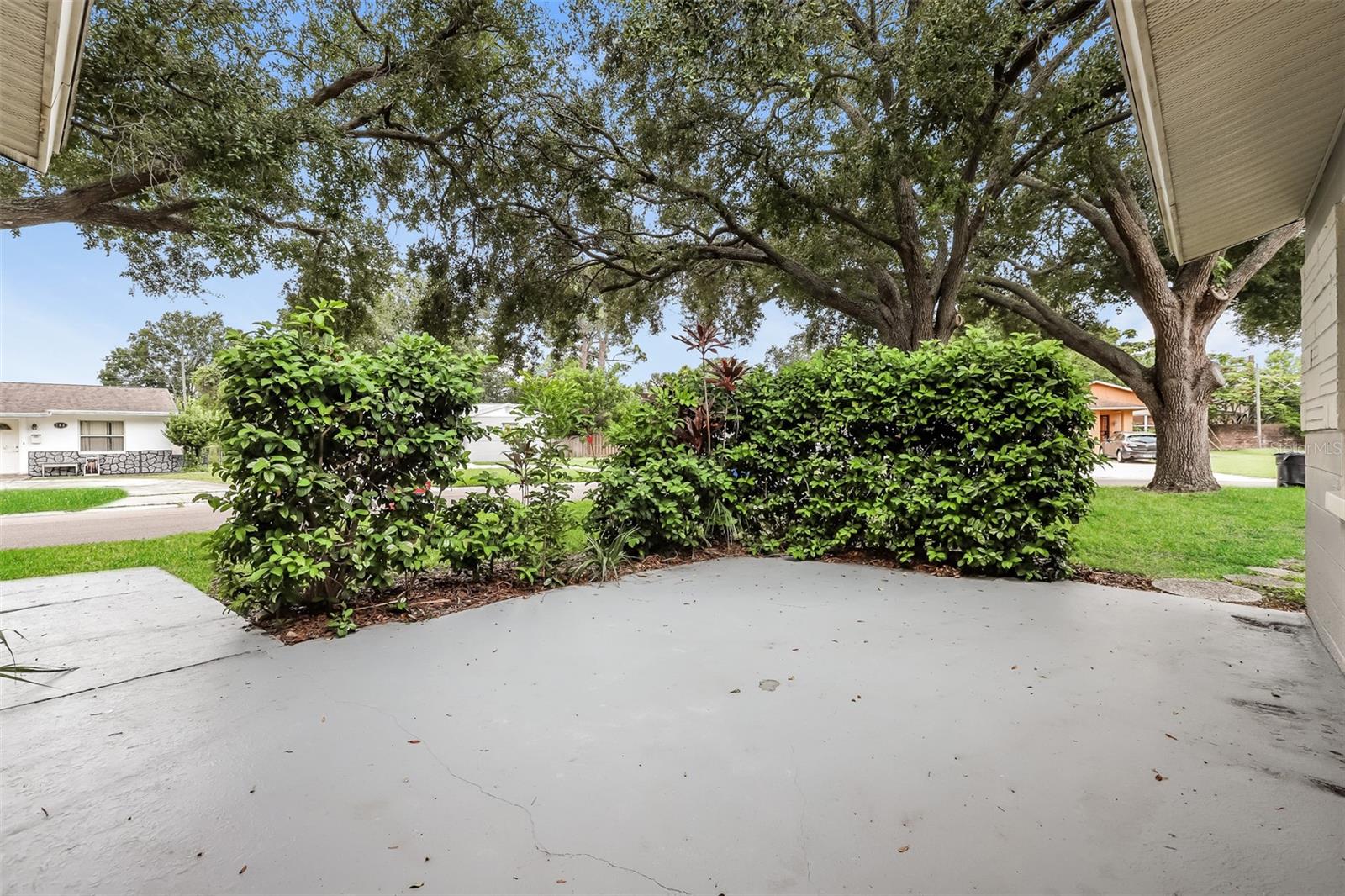 NORTH ST PETERSBURG - Residential Lease