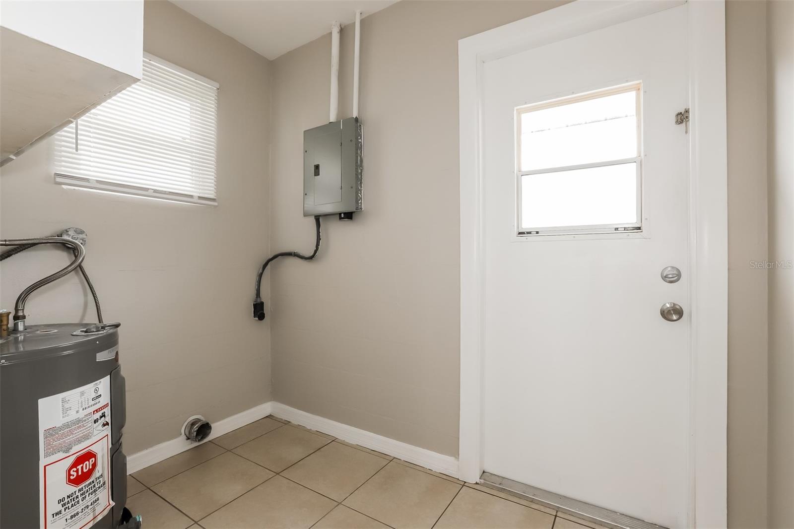 NORTH ST PETERSBURG - Residential Lease