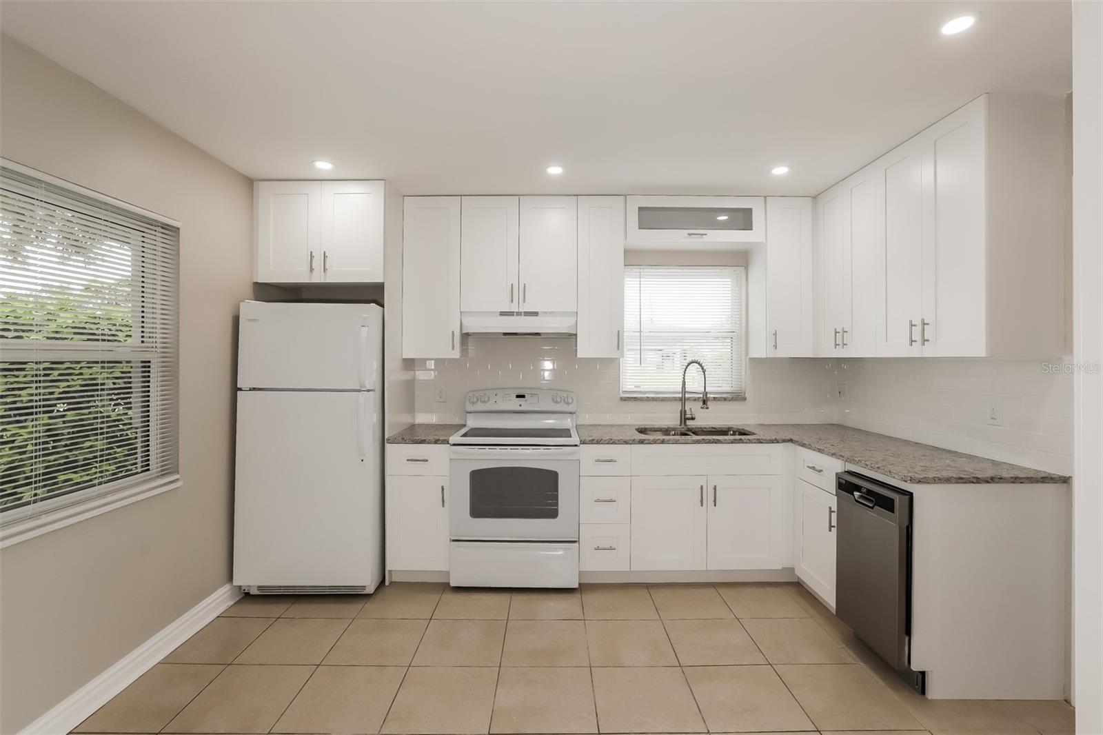 NORTH ST PETERSBURG - Residential Lease