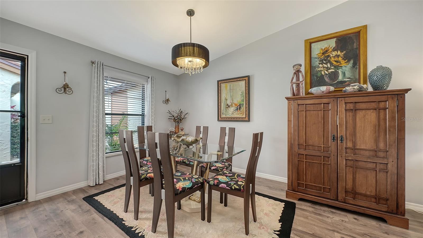 BRIARFIELD - Residential